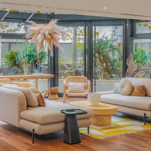 Mercure Gare Montparnasse Tgv Otel